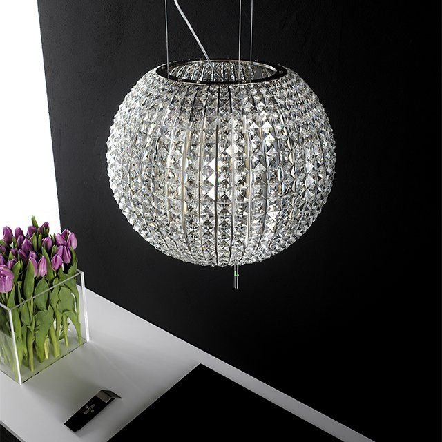 Star extractor hood by Elica: Innovative. Stylish. Efficient.