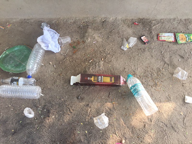 NallagandlaHyd's tweet photo. Dear @Director_EVDM,
In front of your security post, miscreants are drinking alcohol on temple premises on the lake bund. Please inform your guards to take action against these miscreants and prevent these repetitive incidents around Nallagandla Lake. @pschandnr_cyb @zcwz_ghmc https://t.co/ipoqQWAgen