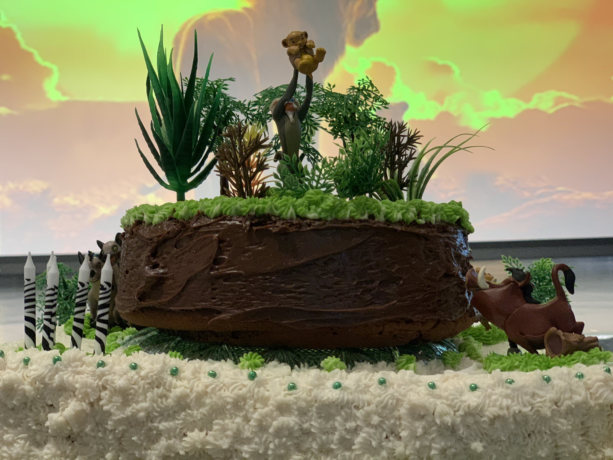 Lin Manuel Miranda on X Abuelo went all in on Sebastian s birthday cake and feeding him straight up icing when he thought I wasn t looking Pride Rocked again. https t E1K8wTjeuq X