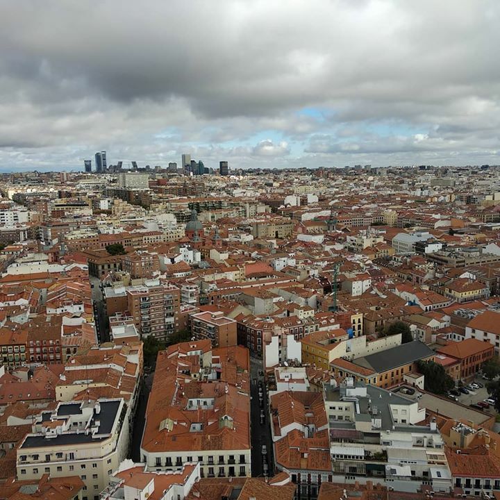 Los tejados de Madrid desde el cielo #madrid_lover #hotelriuplazaespaña #TurismoEnNuestraCiudad