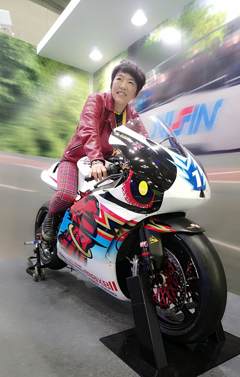 小林ゆき マン島ttレースは22年5月29日から マン島ttレースのtt Zeroで6連覇したチーム無限の電動バイクレーサー神電四にまたがってきました チーム無限 神電 東京モーターショー Nissin Mugen