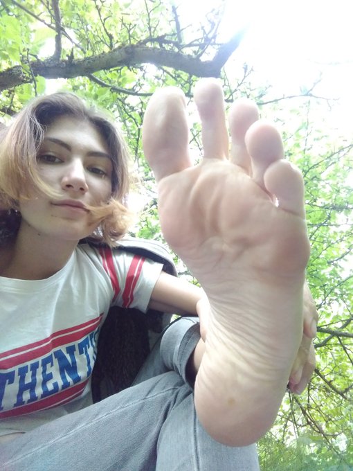 Nina Yo’s pics and videos