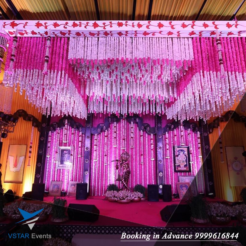 Traditional Chowki Decoration.
Call us for Booking 9999616844 in Advance.
.
#VstarEvent #Jagran #BestEventPlanner #ArtistManagement #Vstar #Vstarevents #VikramBhardwaj #MataKiChowki #TraditionalEvent #ReligiousEvent #DarbarDecoration #ShriShyamSandhya #LordKishrna #ShriKrishana