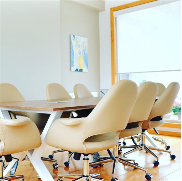 Ataşehir’de merkezi konumda toplantı odası ve ofis hizmetleri için ☎️0216 574 06 60#startup #atasehir #kiralikofis #kiralama #toplantıodası #plaza #anadoluyakası #ofishizmetleri #picoftheday #fujifilm #workworkwork #virtualoffice