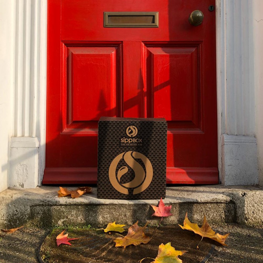 sippwine's tweet image. It's feeling very autumnal in the UK ❄️💨☔️ Luckily if you subscribe to sippBOX you'll have three gorgeous wines to look forward to. When you subscribe you can take our teams choices or pick wines suited to your own taste. Cheers 🍷