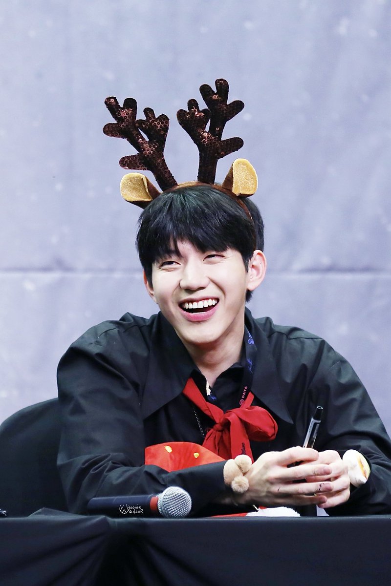 🥁WoonieDeer🦌 (@WoonieDeer) on Twitter photo 2019-11-13 01:42:46 191102 Pop-up Store 팬싸 𝙳𝚎𝚊𝚛. ♡ 𝙳𝚎𝚎𝚛. 𐂂 @Dw_day6_drummer #DAY6 #데이식스 #도운 #Dowoon #The_Book_of_Us #Entropy #Sweet_Chaos 191102 Pop-up Store 팬싸 𝙳𝚎𝚊𝚛. ♡ 𝙳𝚎𝚎𝚛. 𐂂 @Dw_day6_drummer #DAY6 #데이식스 #도운 #Dowoon #The_Book_of_Us #Entropy #Sweet_Chaos