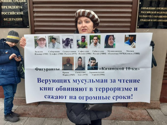 View image on Twitter