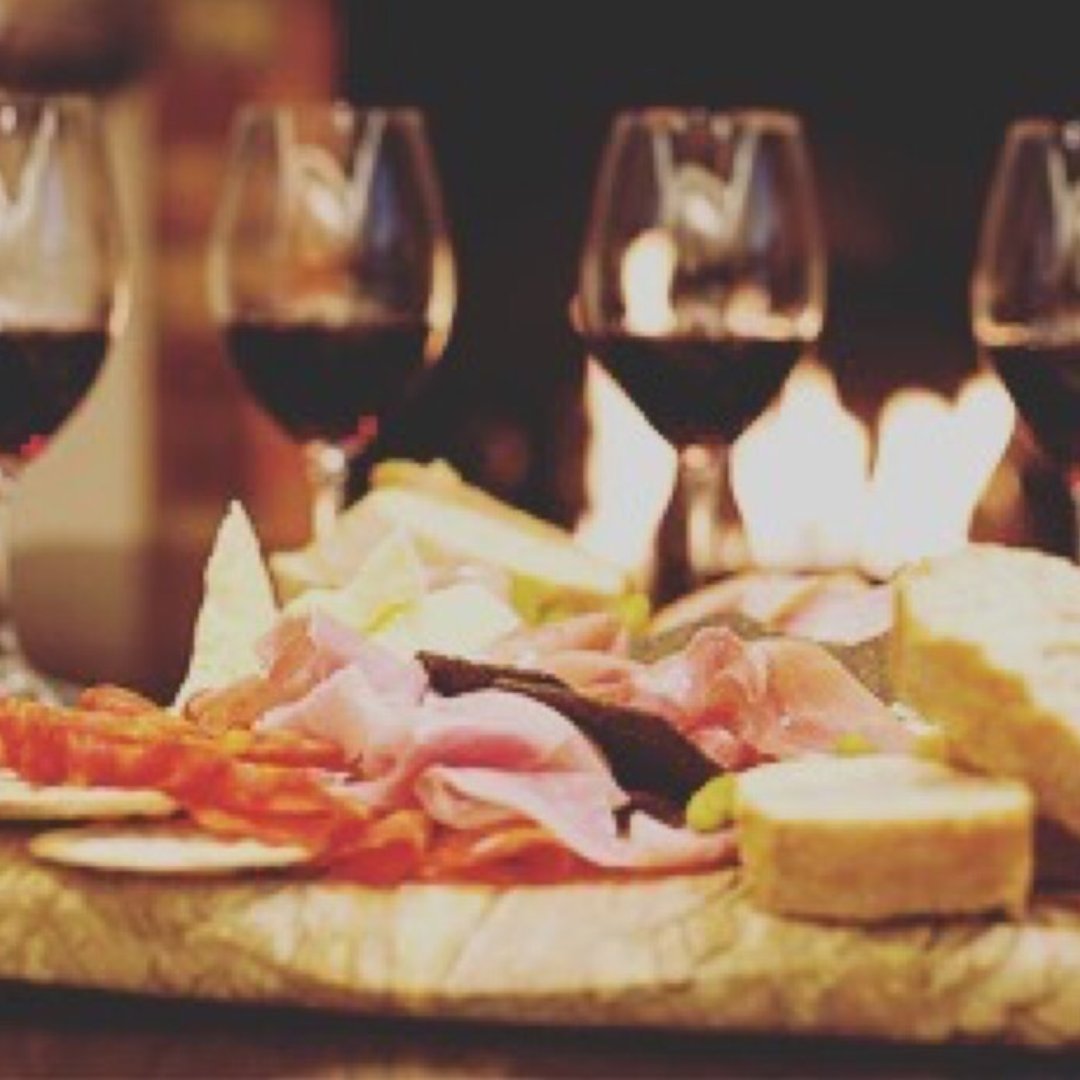 Winter Wine &amp; Cheese Tasting coming soon in ‘The Dining Room’, Upstairs @thepalmerstondulwich.Limited to 25 guests, £40 per guest. #watchthisspace #cheeseandwinenight #wineandcheesepairing #eastdulwichmums #winebythefire🍷🔥 #datenightideas