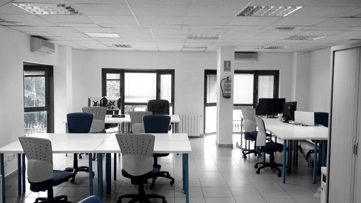 kunlabori.es tweet media