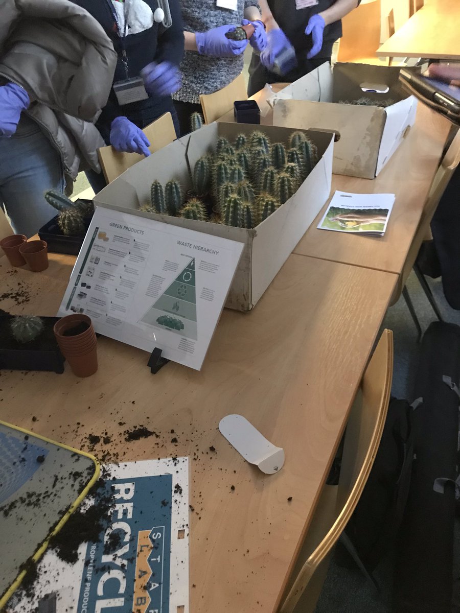 HTIbham's tweet image. The @HTIbham team are visiting @StarlabUKLtd  in the IBR common room this morning to talk about #sustainablelabs and support #starlabsustainabilityweek