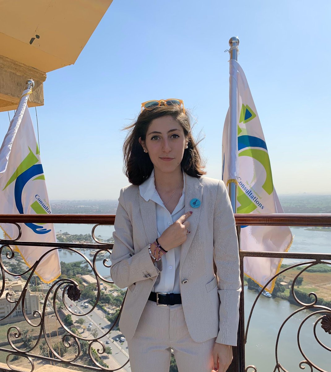 miriamdiez's tweet image. Alumnes com la @LydiaDionis que tenen 20 anys i ja parlen a Egipte davant de 400 persones presentant els nostres projectes @ObsBlanquerna com @BeTheKey_ #orgullblanquerna @uramonllull @BlanquernaFCRI @Blanquerna @blanqmedia