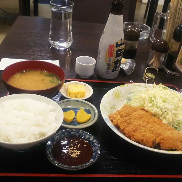 山田錦とトンカツ定食