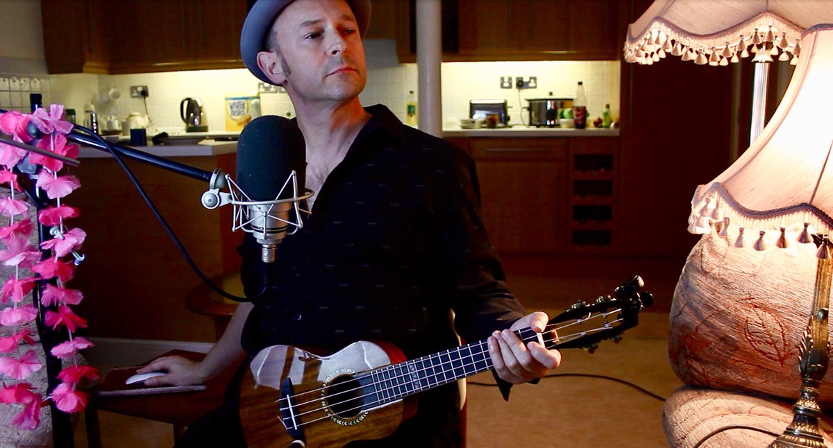 🎥🎞  Going Really well! Thanks 🙏 so much Evry1 who Watched 👀 This👇 so far

Bobby x    🌺 ( o)==::  🌸

bit.ly/UkeB_KillingMe