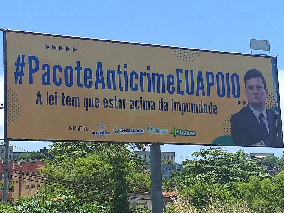 ElMarriachi43's tweet image. Com apoio do Nas Ruas Bahia @idelmondes conseguimos expor nosso apoio #Projetoanticrime @SF_Moro