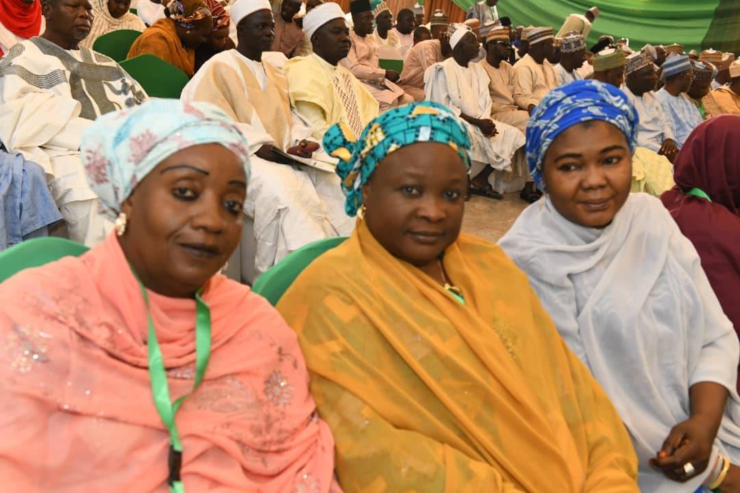 Government of Gombe State (@officialgmsg) on Twitter photo It is now the turn of the SGF, Mr. Boss Mustapha to present a paper on 'Inter-Governmental Collaboration for National Unity and Development.'
#GombeExcoRetreat2019 
#InuwaIsWorking It is now the turn of the SGF, Mr. Boss Mustapha to present a paper on 'Inter-Governmental Collaboration for National Unity and Development.'
#GombeExcoRetreat2019 
#InuwaIsWorking