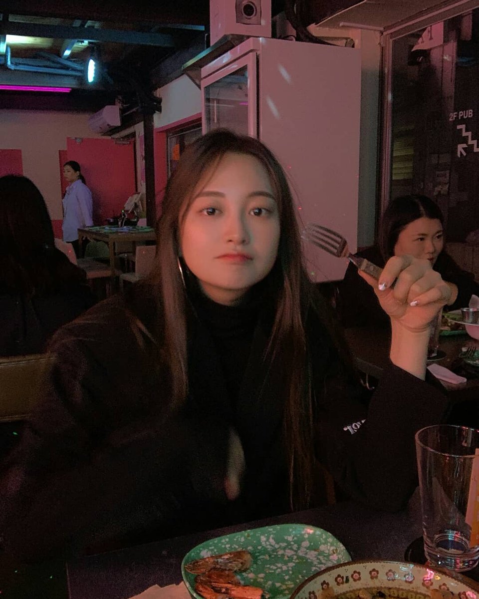 KimTaehaPH's tweet photo. [UPDATE]
It's been a while but it's all worth the wait. Another update about our Queen Taeha from her wonderful mom. 👑💕

©️QueenMotherJ..📷
#모모랜드 #MOMOLAND #モモランド #태하 #Taeha #テハ #AegyoQueen #WeStayTogether #OurCheonsa #Taehaegyo #MainVocalist

-AC https://t.co/THtQ0gYf2O