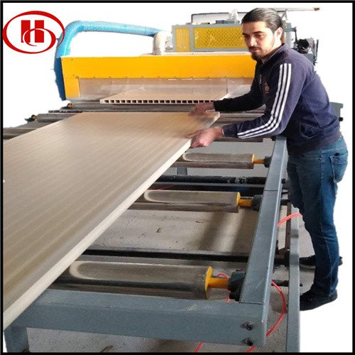 tongsanmachine's tweet image. WPC door making machine
1,turnkey production project
2,high output:400-500kg/h
3,low cost formula: 0.8USD/kg
4,CE certificate #wpcDoorMakingMachine #pvcDoorMachine #wpcDoorPanelExtrusionLine #pvcDoorBoardMachine #wpcExtruder