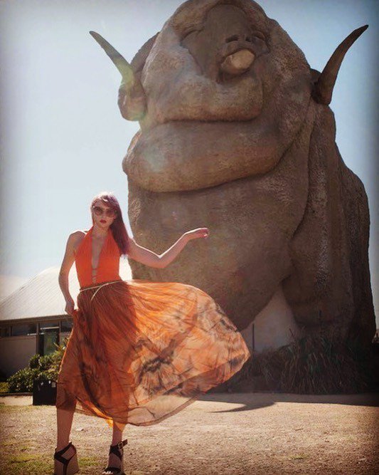 check out our new #onlinestore ift.tt/2WNqKa8 #sellsellsell #vintage #gold from our 30year+ #fashion #addiction - #historical #garments from every #era and #fashion #arena #upforgrabs - #heirloom #pieces this is #slow #slowfashion from #handmed… ift.tt/33gZX8r