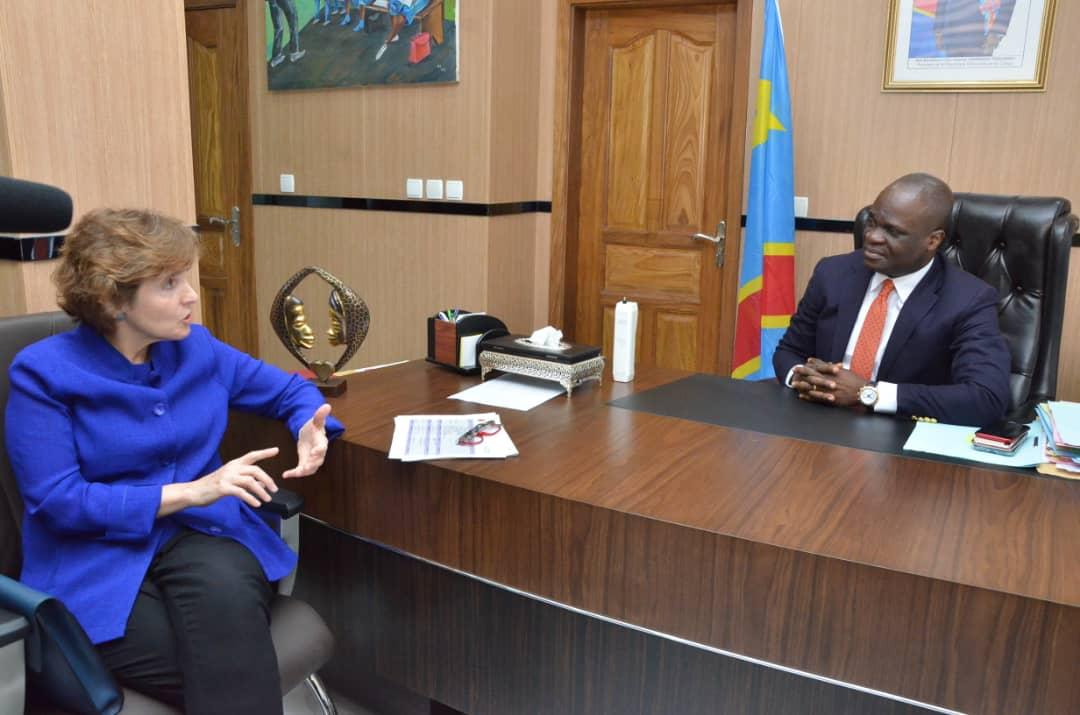 BakongaWilly's tweet photo. Le Partenariat Mondial pour l'Education réaffirme sa volonté d'accompagner le Gouv. RDC dans la mise en oeuvre de la Gratuité de l'Educ de Base. Ns avons échangé ce lundi avec Mme Alice Albright sur l'appui du PME au secteur de l'Education de notre Pays. https://t.co/aP1lka6rQq
