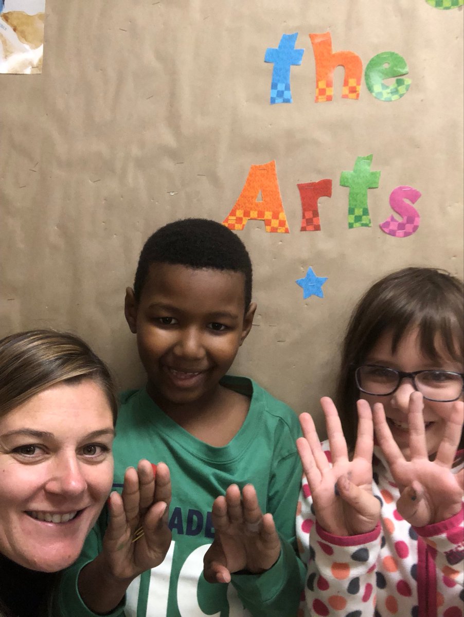 ForestGladePS's tweet image. How did you know 4 and 4 was 8? Because spiders have four legs on each side and eight legs altogether.  Some spiders have 8 eye, some have 20 eyes and some have none. #spidermath #benchmarks