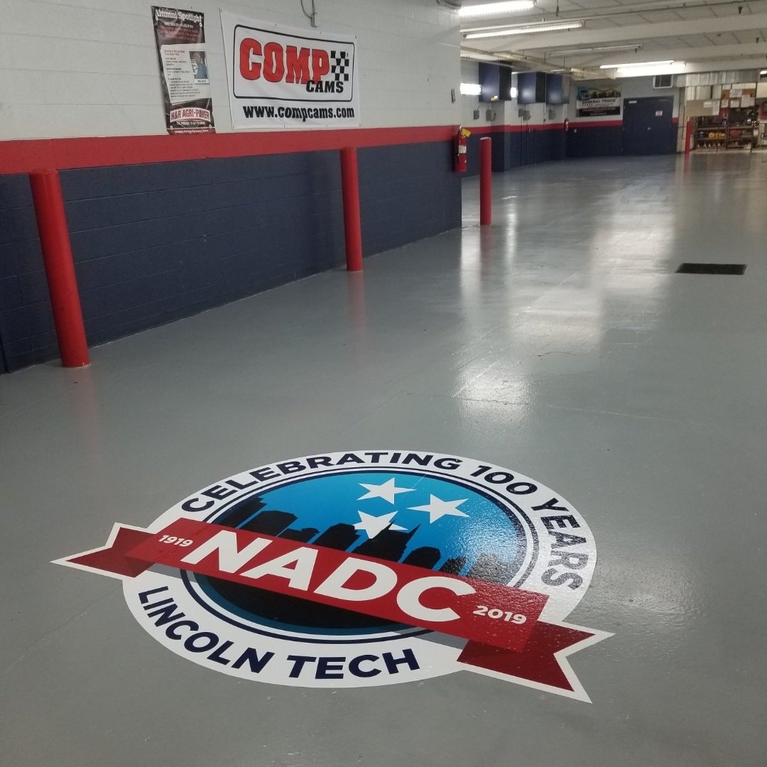 DoDatDotCom's tweet image. We did that! We're excited to help you with your advertising needs! Give us a call today at 615.537.1288. #dodat #advertising #yelpshendersonville #graphicdesign #nadc