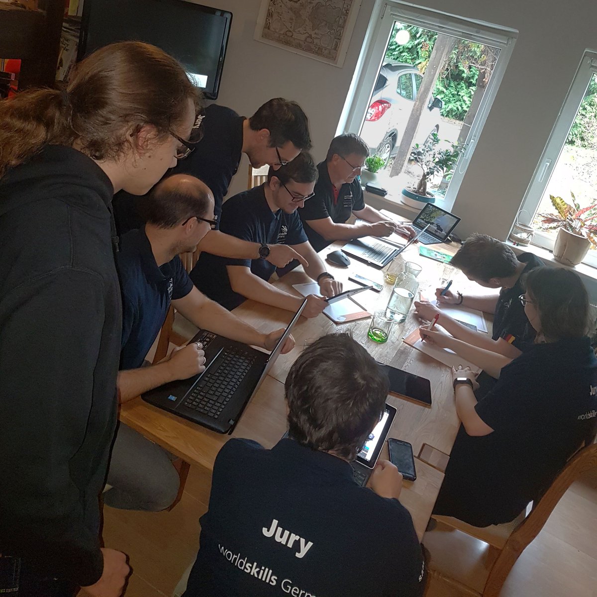 GermanITSkills's tweet photo. We spent the weekend with an exciting judge meeting discussing the upcoming national qualifications and recommended technologies for our #Skill09.
#WorldSkillsShanghai2021 #TeamGermanyShanghai #TeamGermany #WorldSkillsGermany @WorldSkillsGER #WorldSkills https://t.co/5JFbTdr8jQ