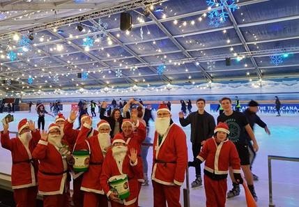 CHSW's tweet photo. Skate & Donate is back! βΈTake to the ice on Weds 13 Nov. Look out for our Santas who will be helping collect whilst you skate under the clear canopy decorated with festive glowing lights.
@Ice_Tropicana suggest a minimum donation of Β£5 (cash only) on the night #SupportCHSW https://t.co/ZfzuirTD2q