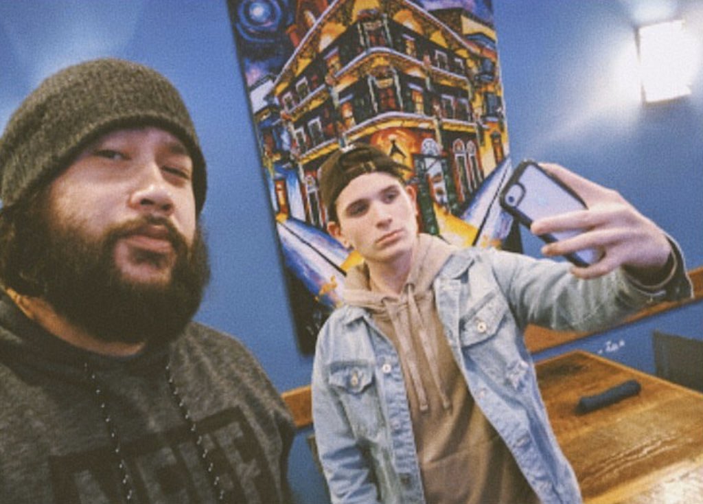 PeytonWich's tweet photo. Selfie within a selfie part 5. Good times! @smugorange https://t.co/UP42RIB6ab