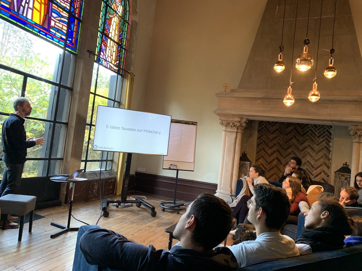 Cet après-midi nous recevons les promotions entrepreneuriat d’ <a href="/audencia/">Audencia</a> ⁦@audenciamasters⁩ @ClaireChampenoi⁩ pour debattre d’organisation, de gouvernance et d’⁦<a href="/HolacracyOne/">HolacracyOne</a>⁩