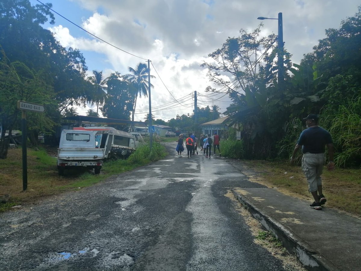 👟Marcher fait du bien au corps et à l'esprit, un de nos leitmotiv bien ancré dans notre dynamique et pour preuve... GGE a non seulement participé ce matin à la marche organisée par l'association I JA KATRE mais également à sa traditionnelle marche dominicale. #JesuisGGEjemengage