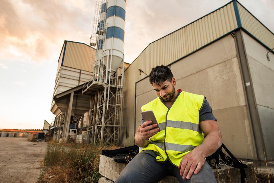 Lowe's Foundation tweet media