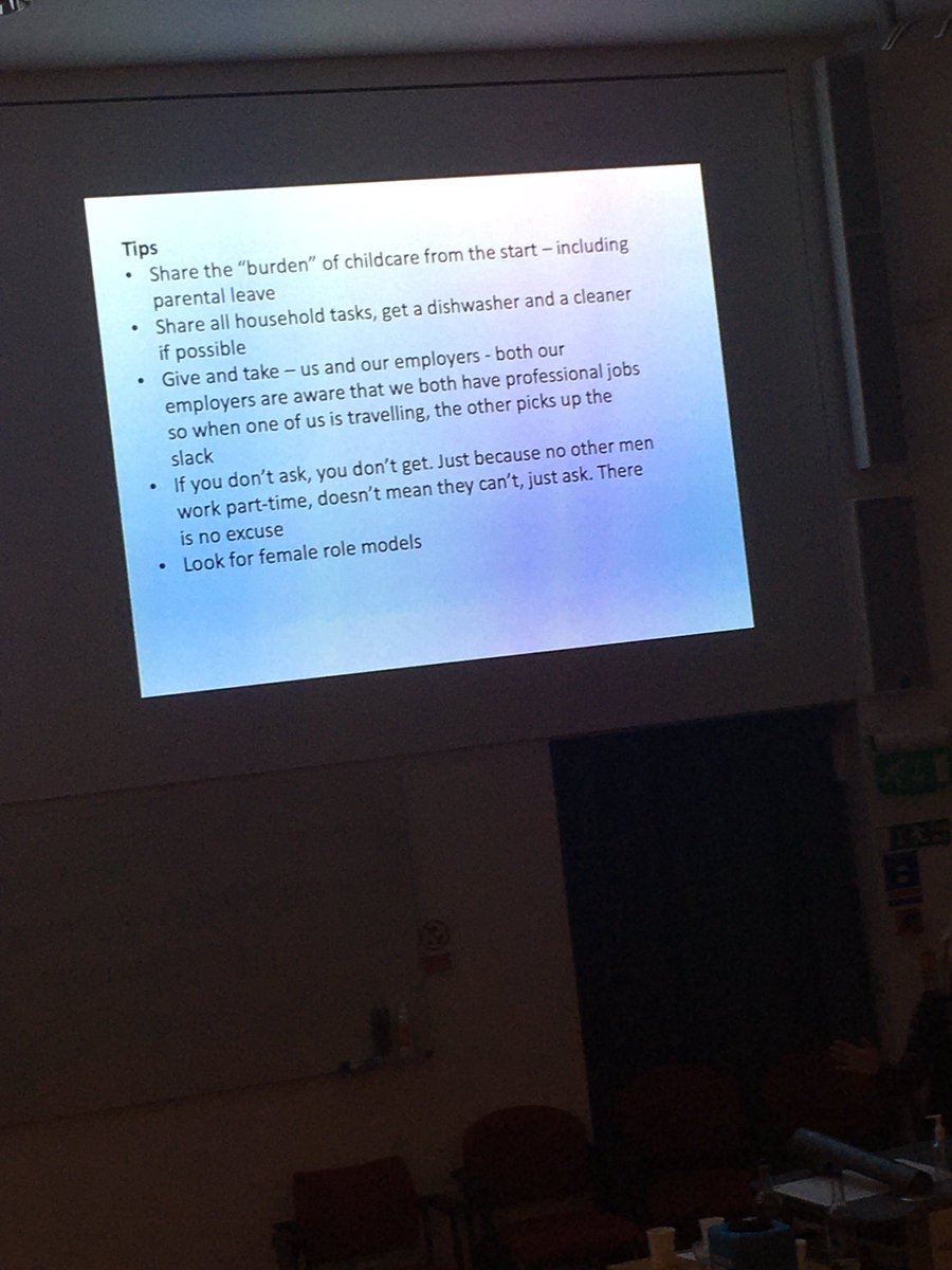 EsquiviasRD_pau's tweet photo. Dr Kirsty Holden showing differences between academia and industry...  and  how to share and succeed!!! https://t.co/w1IV1agv0f