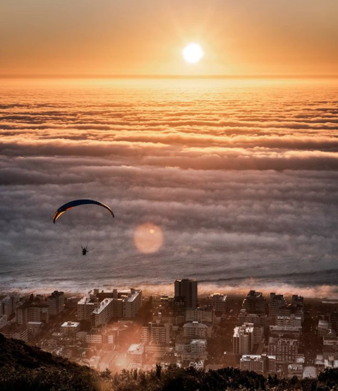 On less windy days in the Mother City, Lion's Head is used as a tandem paragliding take off point. That's one way to take your Cape Town visit to new heights. 

Picture by @huberthomas_