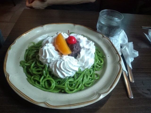 @hayanorihayaki 名古屋の“喫茶”… ウッあたまが()

いや、腹にこたえるけど食事ではないのでつね()