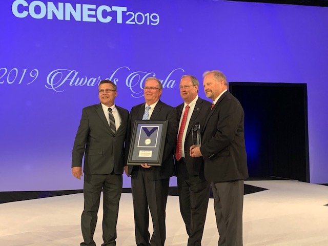 ESATweet's tweet image. Congratulations to ESA member @HolmesSecurity H for receiving the @Resideo Medal of Honor at Connect 2019! #ESAmembersrock