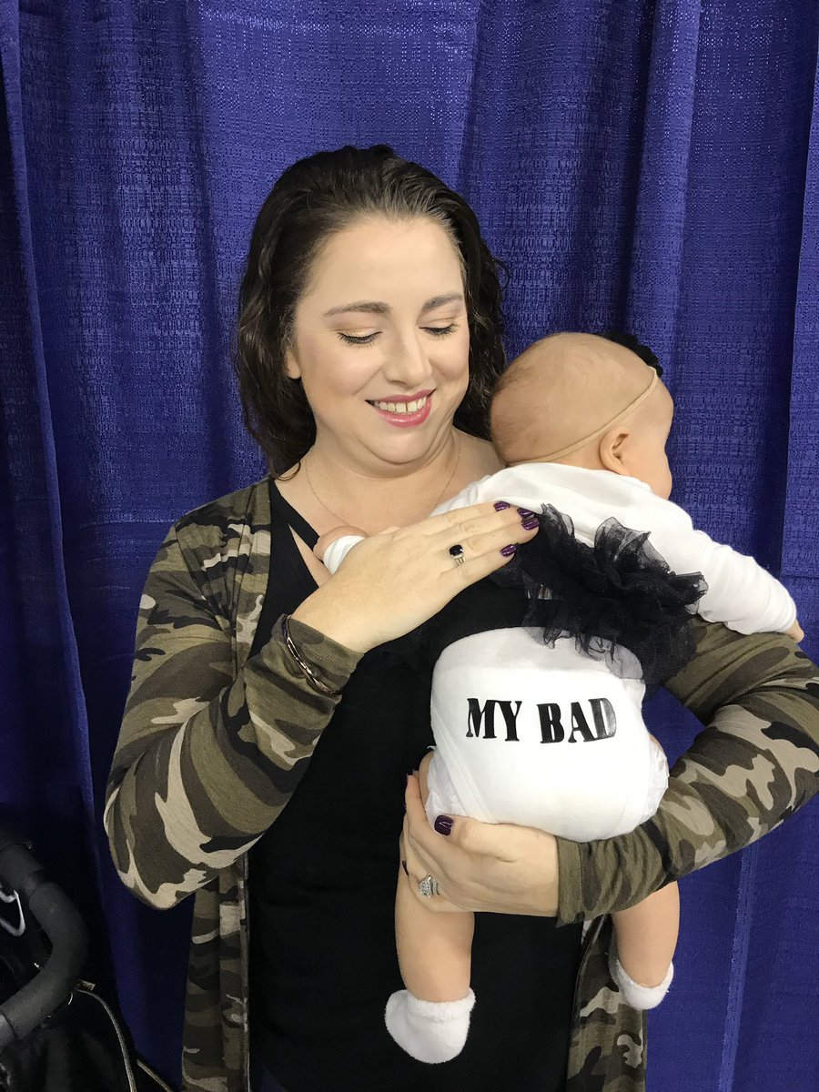 Gina Comp tweet media