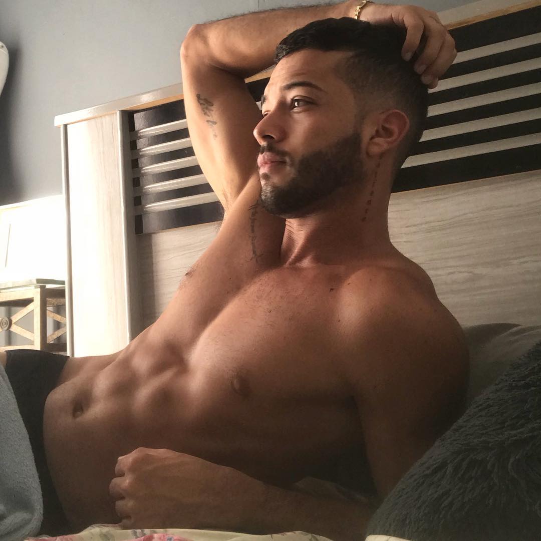 ChatryAntoine's tweet photo. black gay smcite de rencontre gayplan cul saint étienne https://t.co/V4Gmn2N8wO