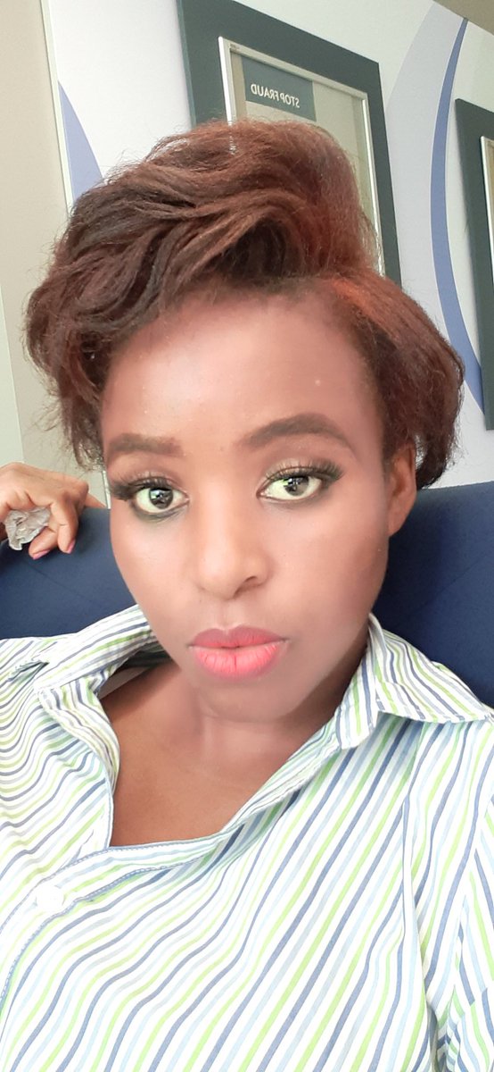 Queen_moosh1's tweet photo. #GirlTalkZA Dear #rubybox #rubyboxloveadventure #TrustedNIVEACare #naturalaloevera #aloeshowergel. #rubyboxorganics #TheOrganicsLife #antihairfall #rubyboxcolorsilk #RevlonColorSilk #MoistureRichColor Thank you so much https://t.co/gvKNZ1H4ef