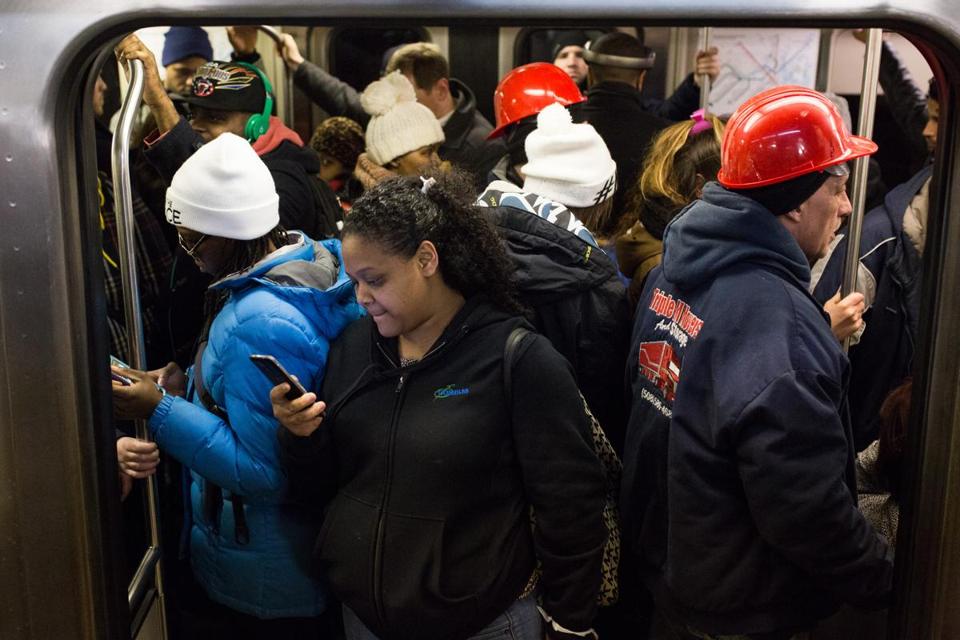 The 16 worst people on the T, ranked bostonglobe.com/metro/2019/11/…