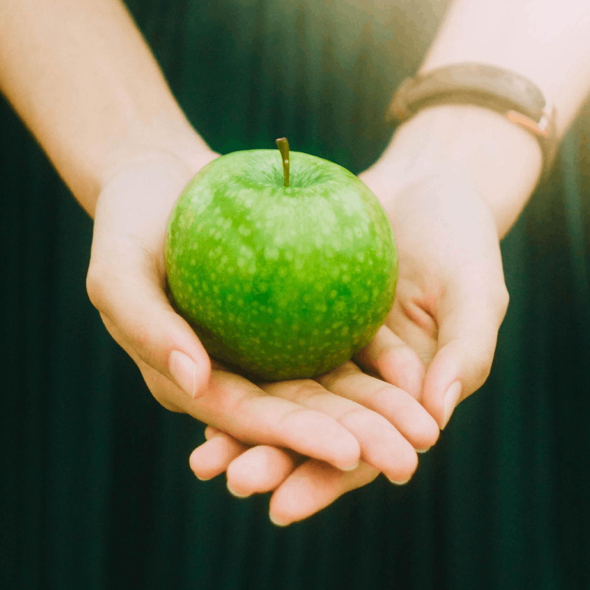 EVRNUclinics's tweet photo. The day you plant the seed is not the day you eat the fruit. https://t.co/Bf8tSc6yka
