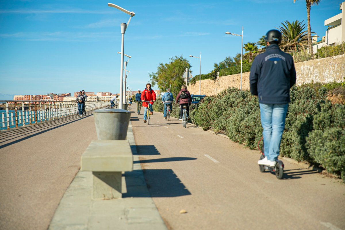 villedesete's tweet image. Subventions 🚲 🛴 @Sete_agglo_med 
🚗 Autopartage @Modulauto 
👍 Autostop @RezoPouce 

Toutes nos solutions pour vous déplacer autrement à #Sète sont dans notre dernier magazine ➡️ bit.ly/2pH46nv #velo #transports #environnement #ecomobilite