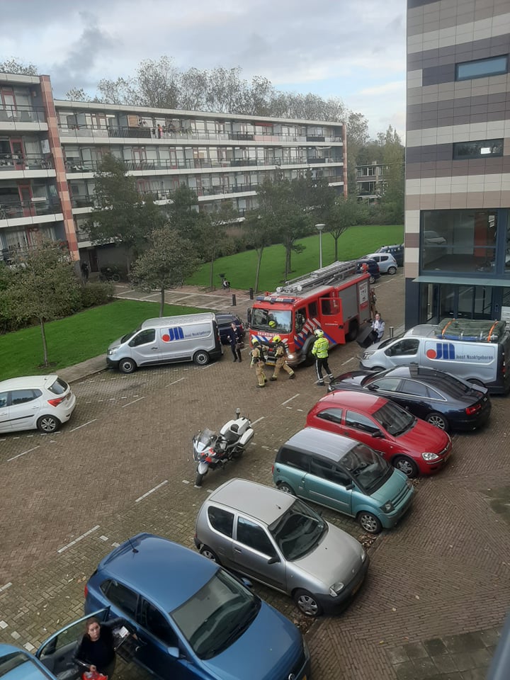 Webtek20's tweet image. P 1 BDH-04 Stank/Hinder. lucht (gaslucht) Valckesteyn MONSTR 159630
Brandweer is bij een huis naar binnen