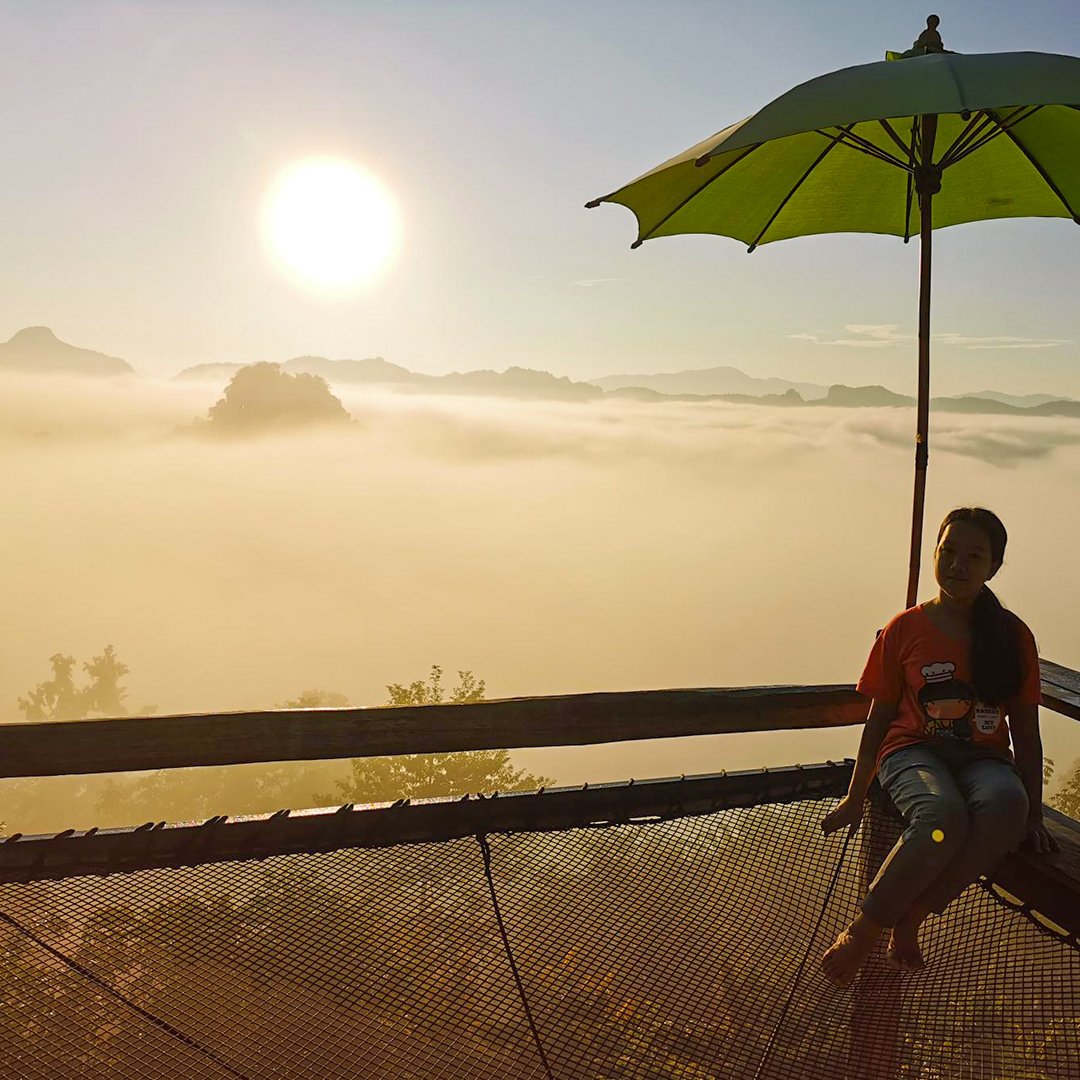 traverous's tweet photo. 📍 Northern Thailand 
bordering #Laos and #Myanmar (Burma), is known for its thickly forested #mountains inhabited by several hill tribes, each with its own language and culture. 

Captured By: Soros Jeansomjit (https://t.co/KfSSTDmCdK)

#traverous #travelJournal #amazingthailand https://t.co/s2IjtPwPKh