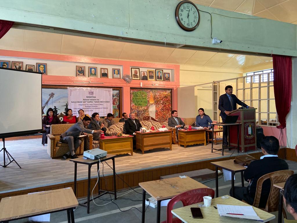 ncert's tweet photo. 1/2. #NISHTHA update in #SikkimState:
First batch of 120 to 140 participants are attending NISHTHA program in each of the 11 different venues and 5 such batches will be trained in each venue by 55 KRPs and 11 SRPLs of Sikkim.
@HRDMinistry @DrRPNishank @SanjayDhotreMP https://t.co/0ikP4NY0p8