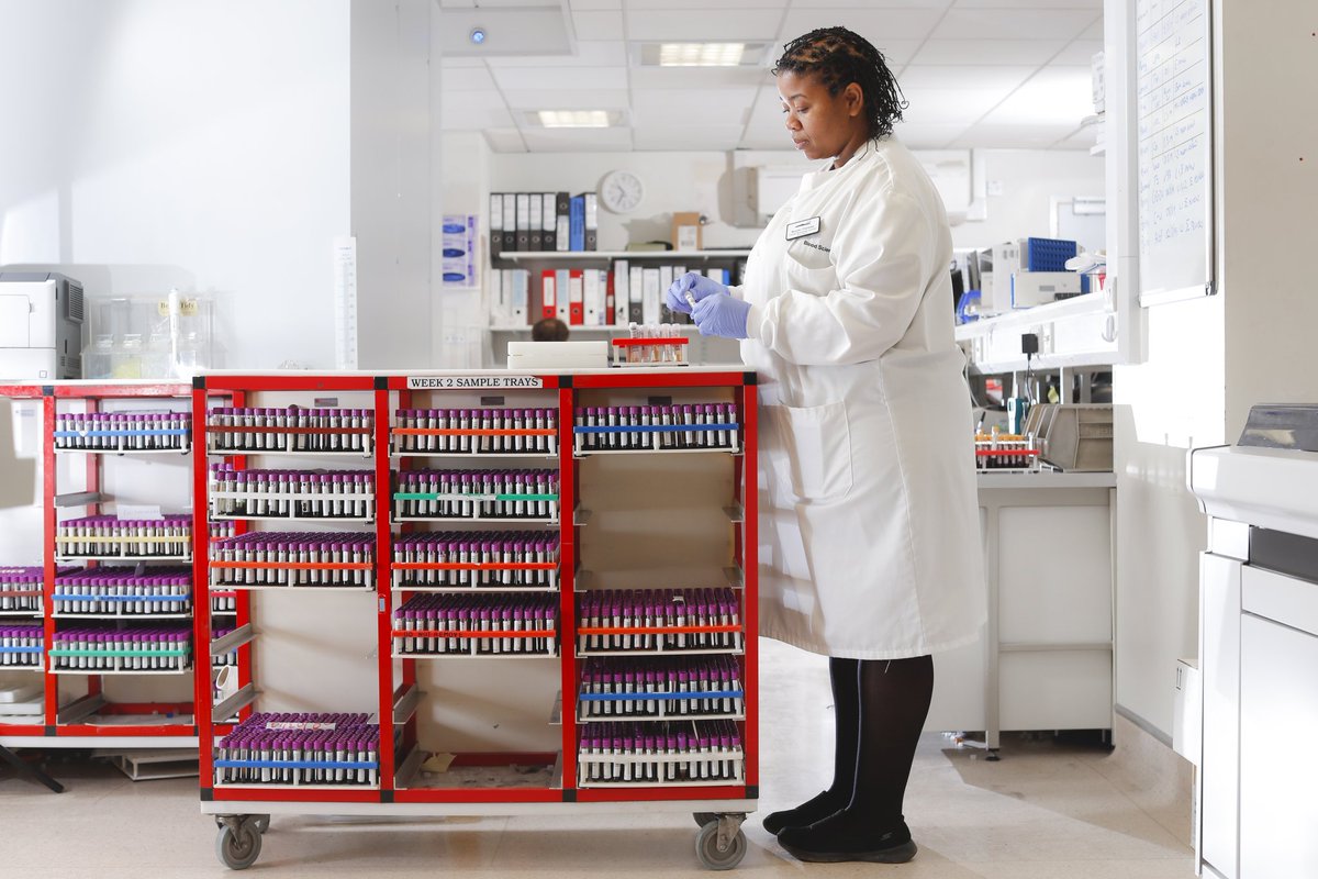 EKHUFTPathology's tweet photo. Every day our laboratories process >7,000 samples/27,000 tests for the patients of east Kent and beyond. National #PathologyWeek 2019 @RCPath @SciCom_odo @TheACBNews @IBMScience #wecare https://t.co/QOjMp8hxUt