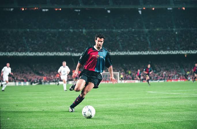 Happy Birthday Maestro ....
Luis Figo .... 