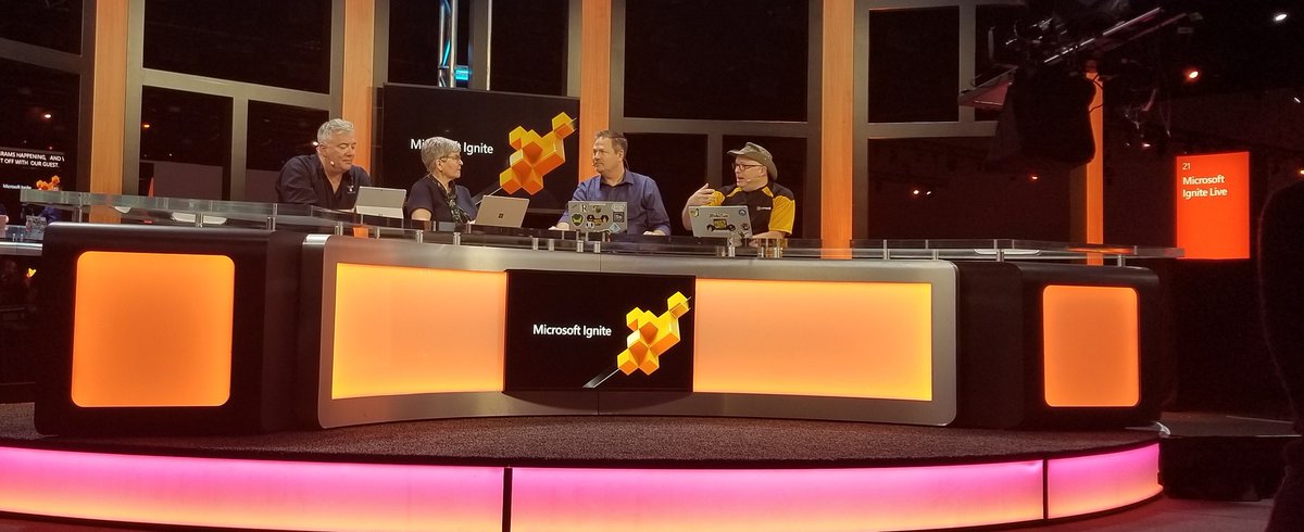 ParletteAndrew's tweet photo. Live #MSIgnite reactions with @thurrott and @maryjofoley https://t.co/CbGlONZqsF