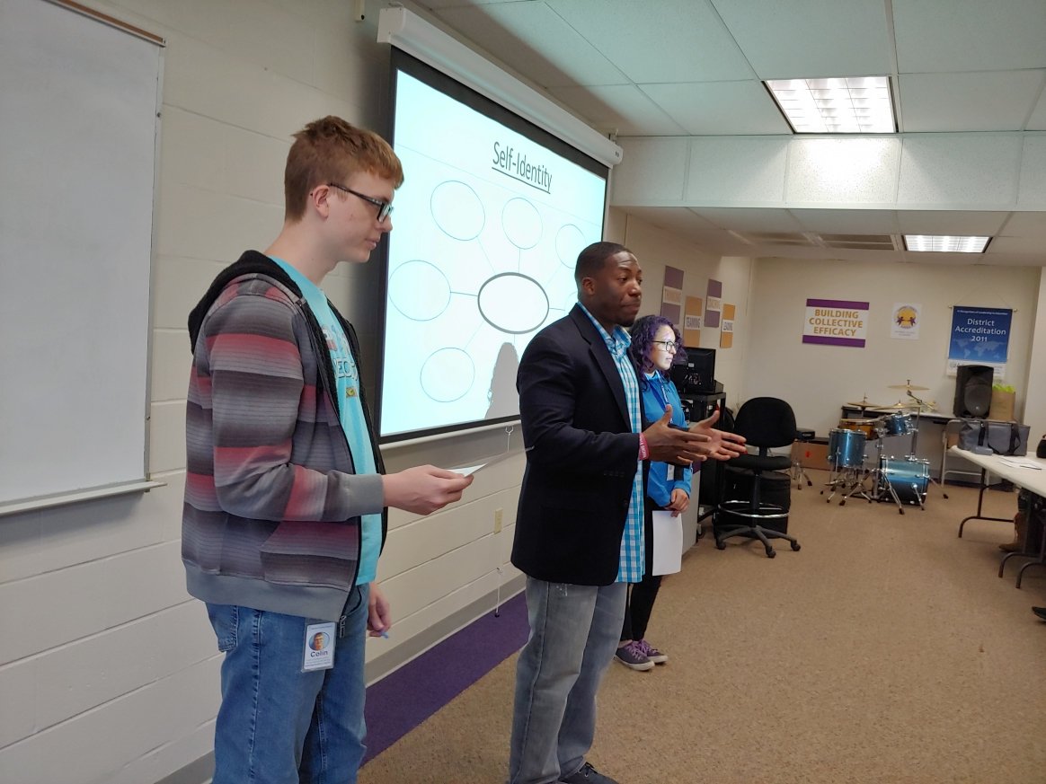 HUGE Shout Out to one of my favorite clients <a href="/LaneLinda123/">Linda Lane</a> and <a href="/NKCESKids1st/">NKCES</a> for bringing me out for the 2nd year in a row to engage with your students! We provided a hands on, exciting, and engaging experience for the students. Thanks for trusting me again with your students!