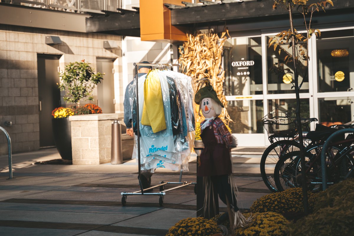 modelcleaners's tweet photo. It's really looking like fall over at The Yards at 3 Crossings
#ModelCleaners #MondayMotivation #Fall #Pittsburgh #LovePGH https://t.co/IKsLkTqHiL