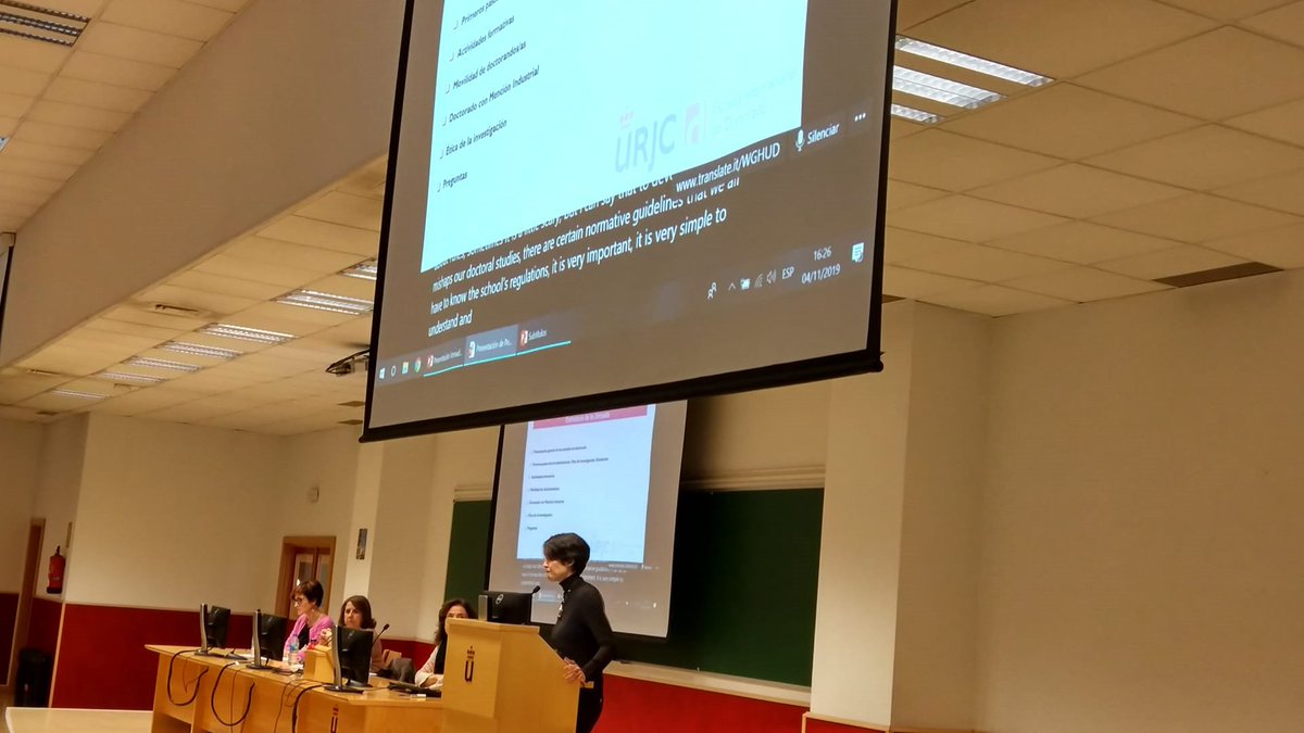 antoniosanzmon's tweet photo. Desde @ticurjc, y con la colaboración de @doctoradoURJC, hemos puesto en marcha un piloto de traducción simultánea de presentaciones con #presentationtranslator de Powerpoint del que @alber86 de @MicrosoftEduEsp nos habló. Y funciona muy bien! https://t.co/rVVjHwsRNl